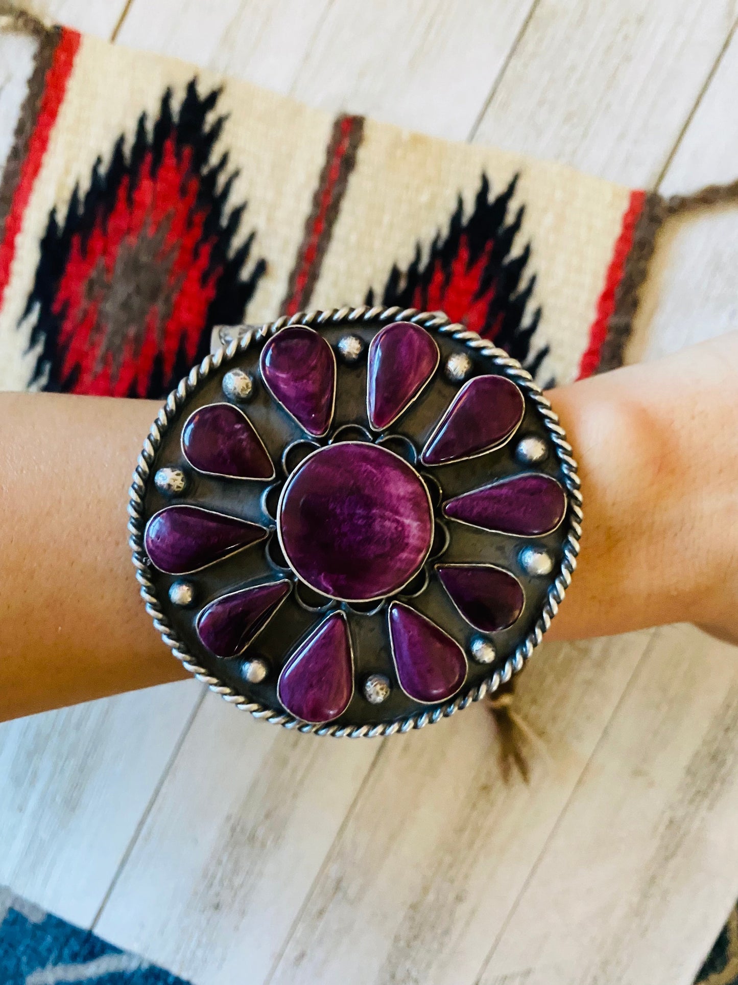 Beautiful Navajo Sterling Silver & Purple Spiny Cuff Bracelet Signed