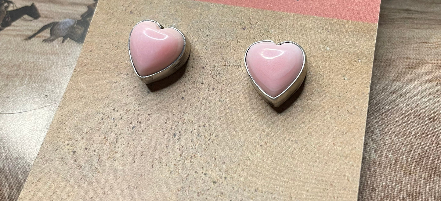 Navajo Sterling Silver Pink Conch Heart Stud Earrings